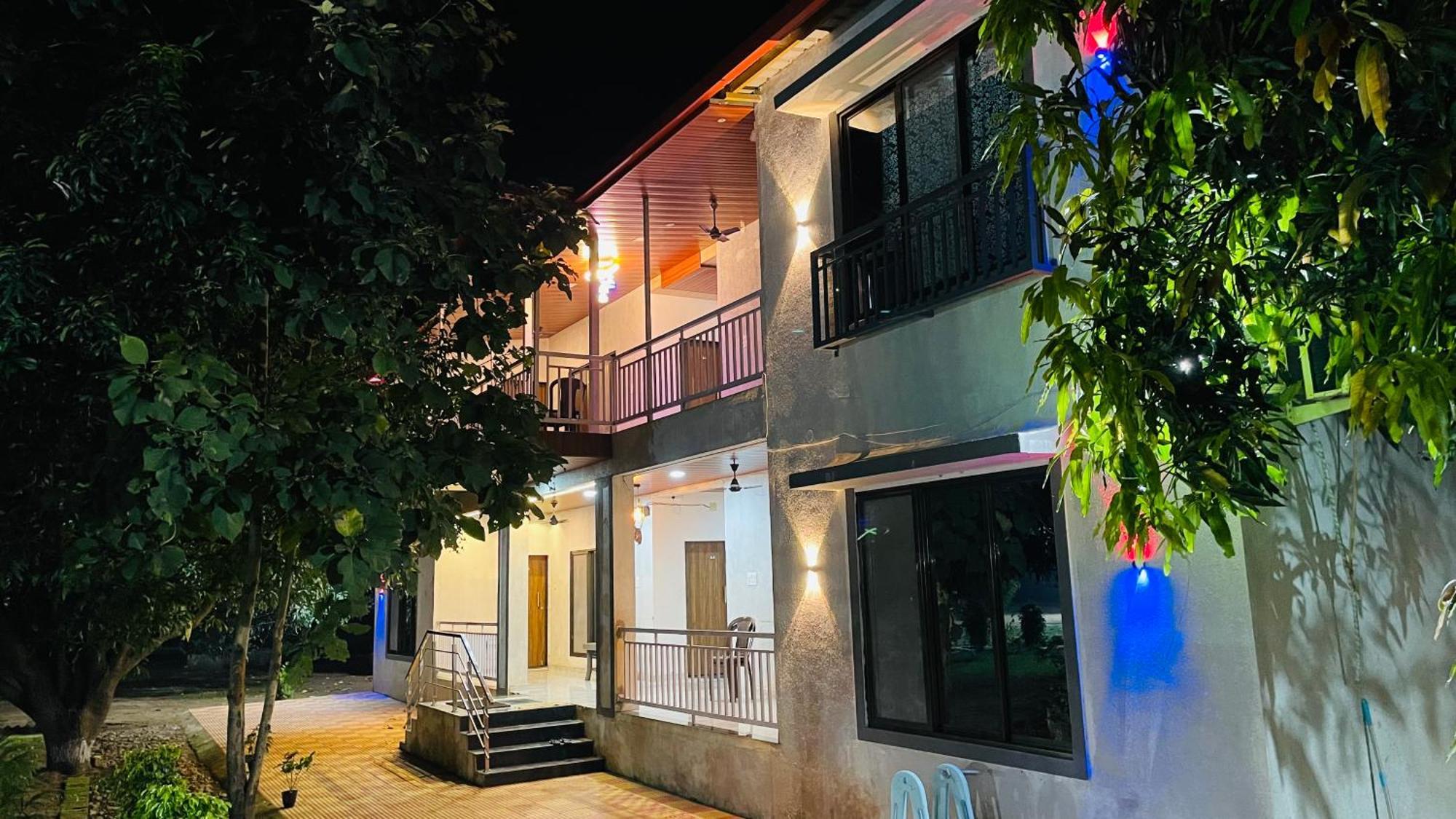 Riverland Farm And Resort Карджат Экстерьер фото